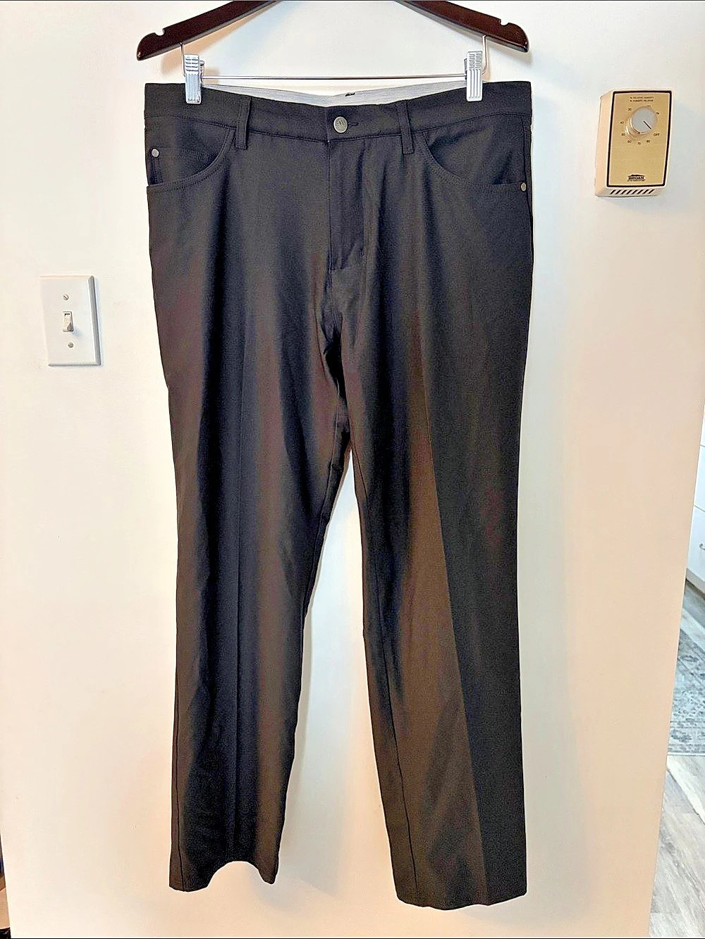 adidas Men's Black Athletic Pants Waist 34x32 Like New